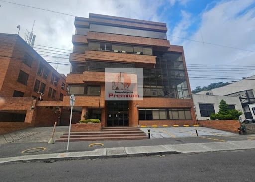 Oficina en arriendo Cundinamarca Bogotá Chicó Norte 445 m2 Habitaciones 0 Baños 2 Garajes 6 Precio $27590000