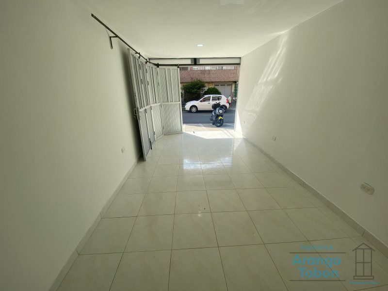 Local en arriendo Antioquia Medellín Fatima 25 m2 Habitaciones 0 Baños 1 Garajes 0 Precio $1000000
