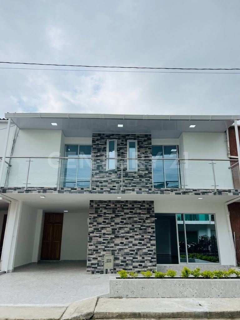 Casa en venta Antioquia Apartadó Villa Del Rio 158 m2 Habitaciones 5 Baños 4 Garajes 1 Precio $698000000