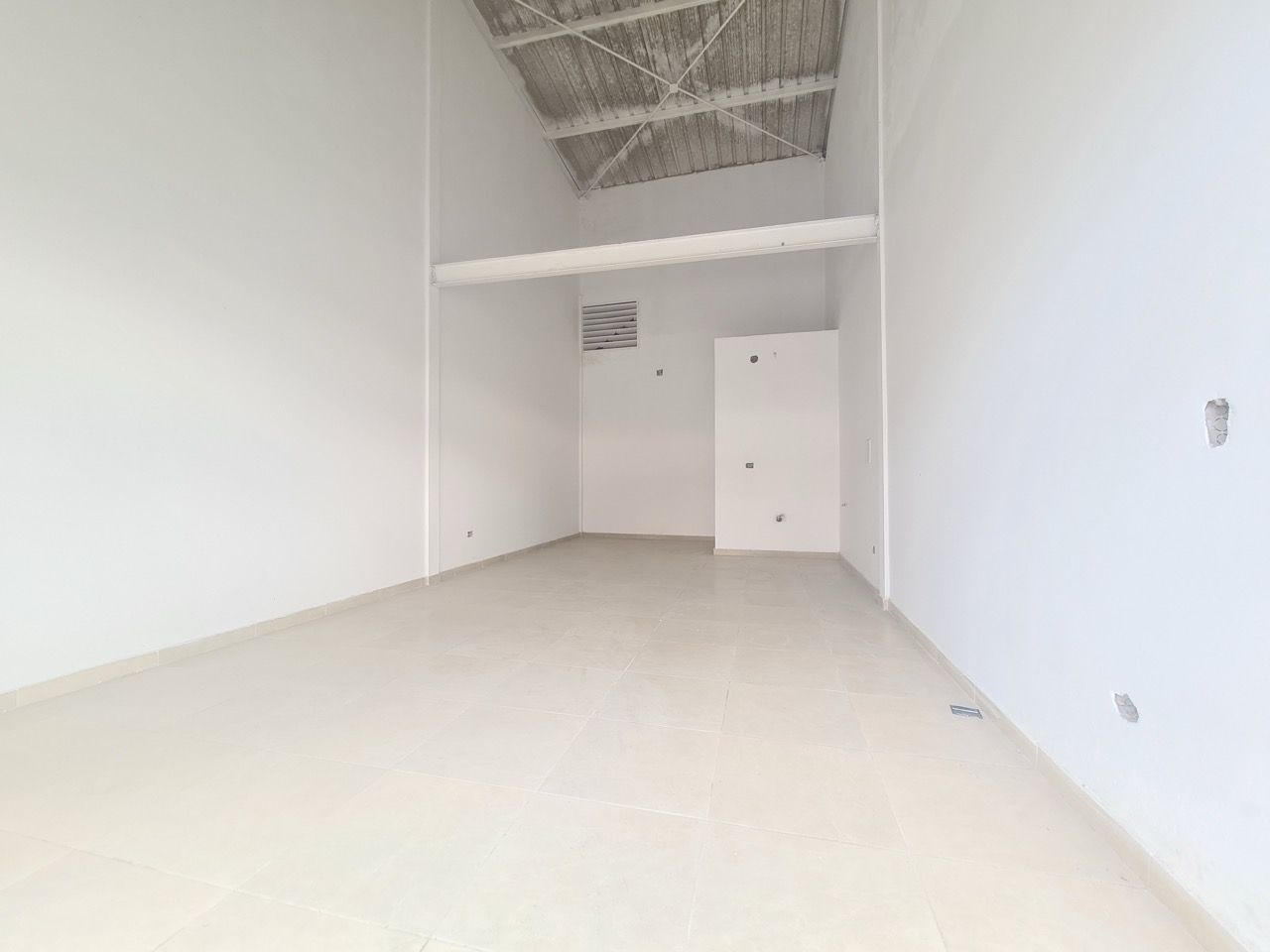 Local en arriendo o venta Sucre Sincelejo Venecia I 32 m2 Habitaciones 0 Baños 1 Garajes 0 Precio venta $180000000 Precio arriendo $1600000