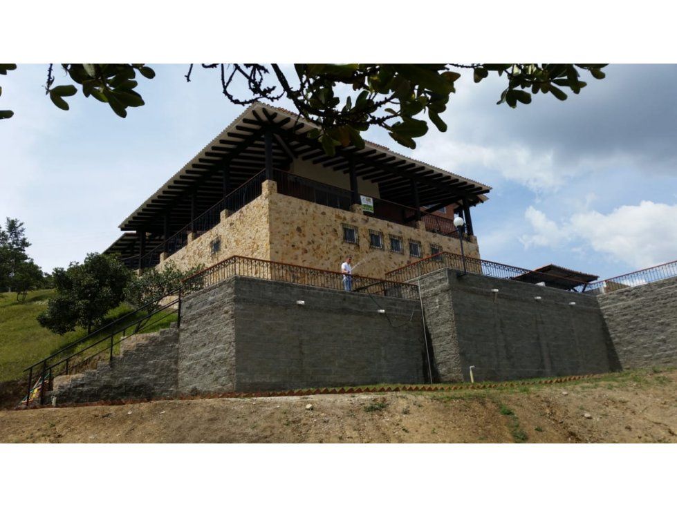 Casa Campestre en venta Valle Del Cauca Yumbo Villa Real 700 m2 Habitaciones 5 Baños 6 Garajes 3 Precio $1880000000