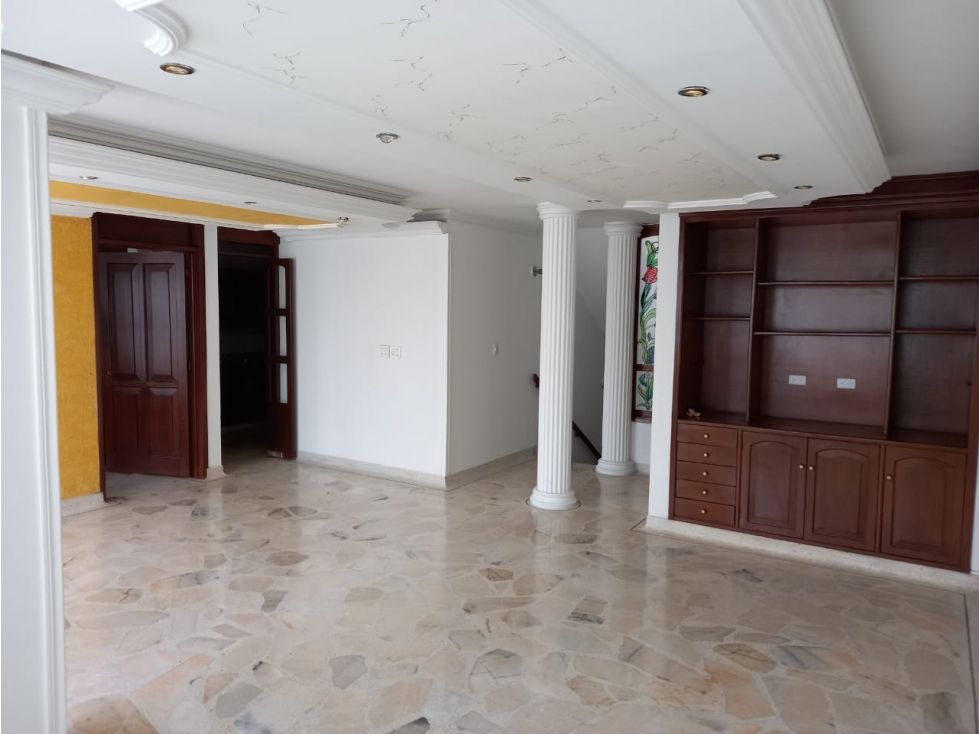 Casa en venta Valle Del Cauca Cali Cali 580 m2 Habitaciones 9 Baños 8 Garajes 3 Precio $1200000000
