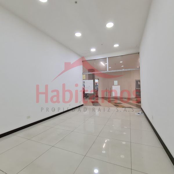 Local en venta Antioquia Itagüí Camparola 33 m2 Habitaciones 0 Baños 1 Garajes 0 Precio $550000000