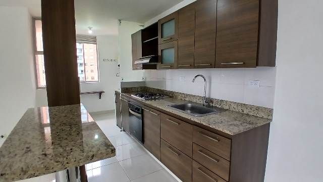 Apartamento en arriendo Antioquia Envigado Las Palmas 90 m2 Habitaciones 3 Baños 2 Garajes 2 Precio $4000000