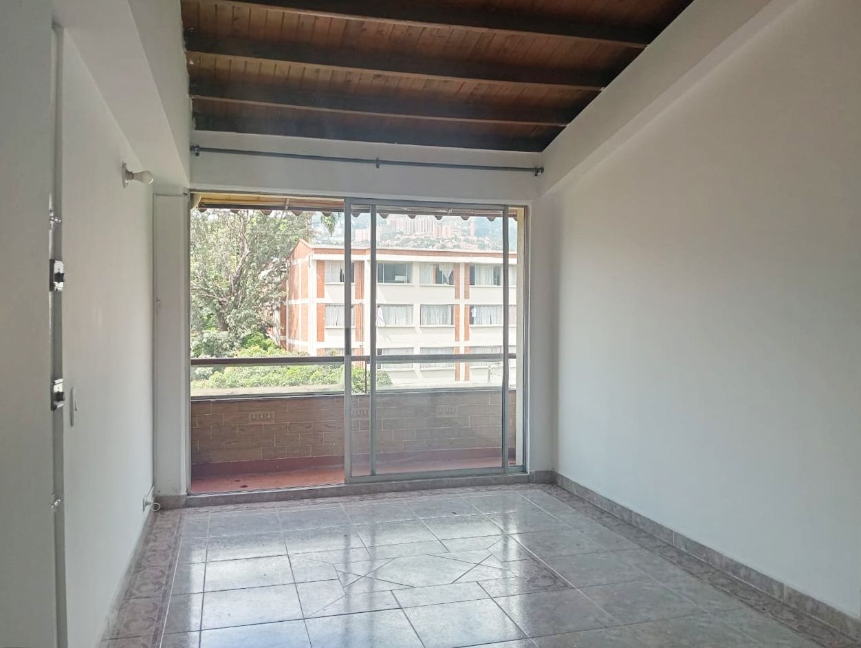 Apartamento en arriendo o venta Antioquia Medellín Los Colores 75 m2 Habitaciones 3 Baños 2 Garajes 1 Precio venta $400000000 Precio arriendo $2650000