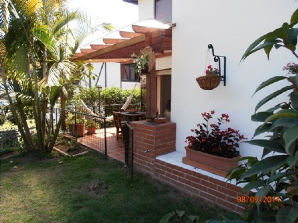 Casa en arriendo Caldas Manizales Sacatin Viejo 180 m2 Habitaciones 3 Baños 2 Garajes 1 Precio $4000000