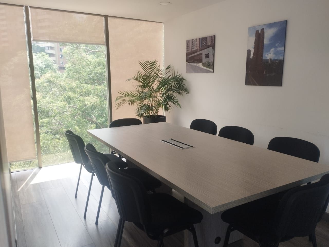Oficina en arriendo Antioquia Medellín Doña Maria 118 m2 Habitaciones 0 Baños 2 Garajes 2 Precio $14200000