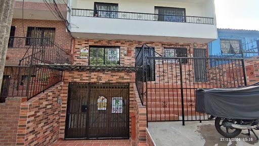 Apartamento en arriendo Antioquia Medellín Tejelo 70 m2 Habitaciones 2 Baños 2 Garajes 0 Precio $1350000