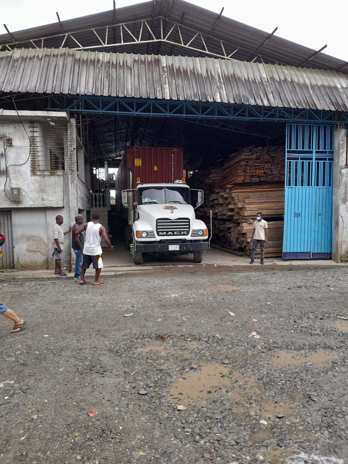 Bodega en venta Valle Del Cauca Buenaventura La Comuna 947 m2 Habitaciones 0 Baños 1 Garajes 0 Precio $3500000000