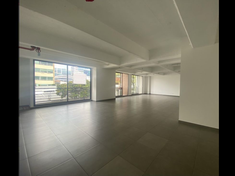 Oficina en arriendo Cundinamarca Bogotá Chicó Norte 138 m2 Habitaciones 0 Baños 2 Garajes 3 Precio $10513000