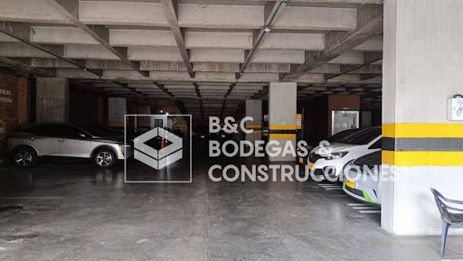 Bodega en arriendo Antioquia Medellín Villanueva 1200 m2 Habitaciones 0 Baños 0 Garajes 0 Precio $27000000