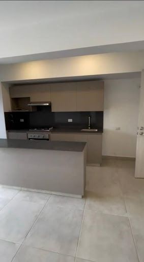 Apartamento en arriendo Antioquia Envigado Jardines 72 m2 Habitaciones 3 Baños 2 Garajes 1 Precio $4000000