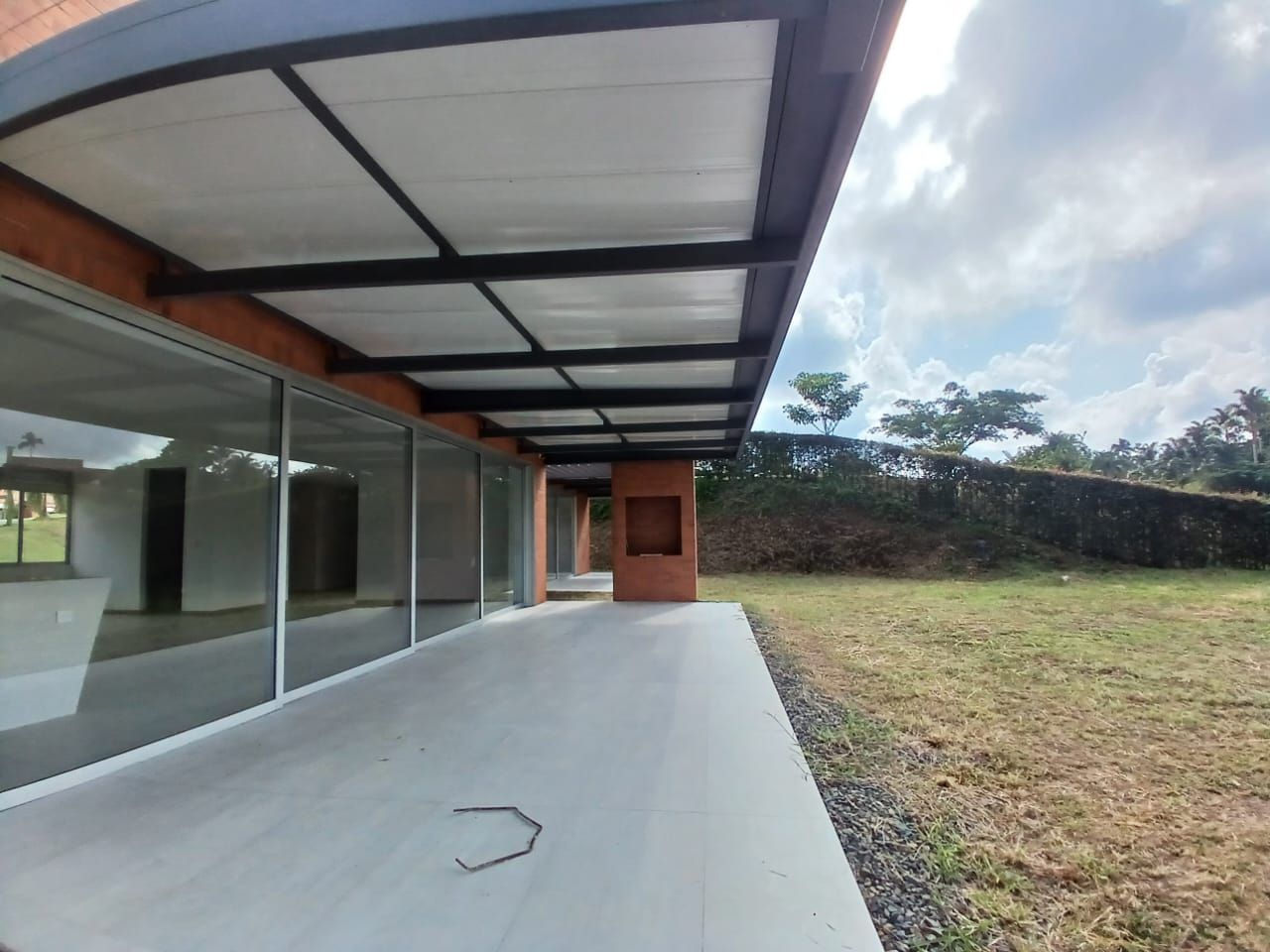 Casa Campestre en venta Risaralda Pereira Sanfelipe 385 m2 Habitaciones 4 Baños 4 Garajes 4 Precio $1850000000