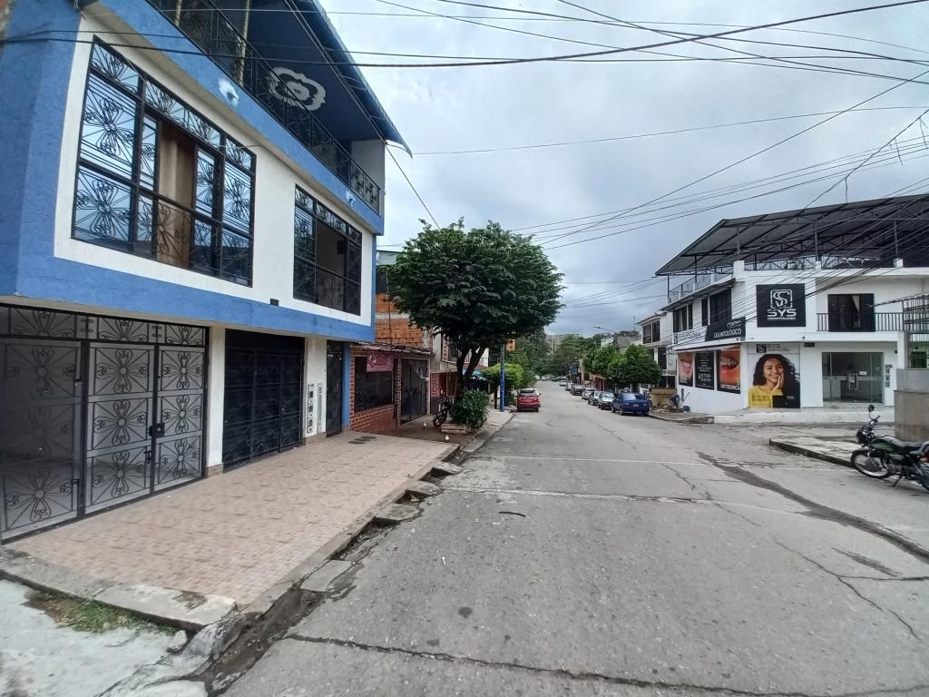 Apartamento en arriendo Tolima Ibagué Interlaken 95 m2 Habitaciones 4 Baños 2 Garajes 0 Precio $1800000