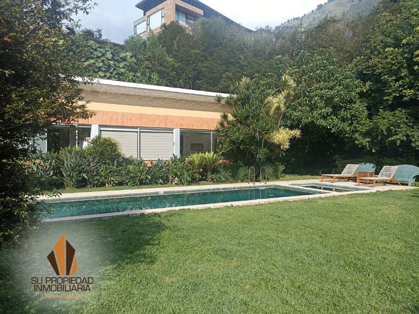 Casa en venta Antioquia Medellín Astorga 413 m2 Habitaciones 4 Baños 5 Garajes 5 Precio $5700000000