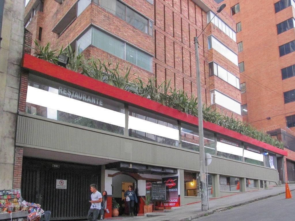Local en venta Cundinamarca Bogotá San Martin 130 m2 Habitaciones 0 Baños 2 Garajes 1 Precio $990000000