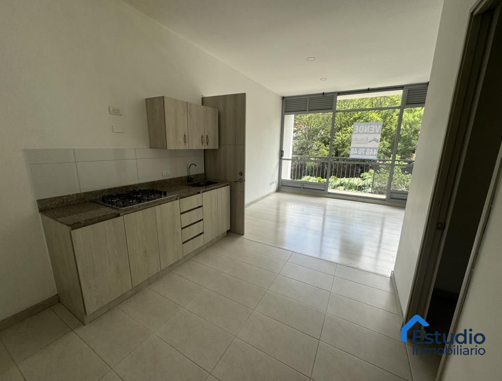 Apartaestudio en venta Antioquia Medellín Loma De Los Bernal 52 m2 Habitaciones 1 Baños 1 Garajes 1 Precio $360000000