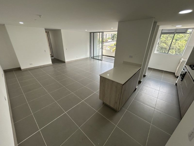 Apartamento en arriendo Antioquia Envigado Alto De Misael 109 m2 Habitaciones 3 Baños 3 Garajes 2 Precio $5500000