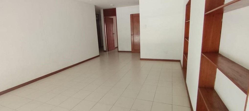Apartamento en arriendo Valle Del Cauca Cali Cuarto De Legua - Guadalupe 100 m2 Habitaciones 2 Baños 2 Garajes 0 Precio $1800000