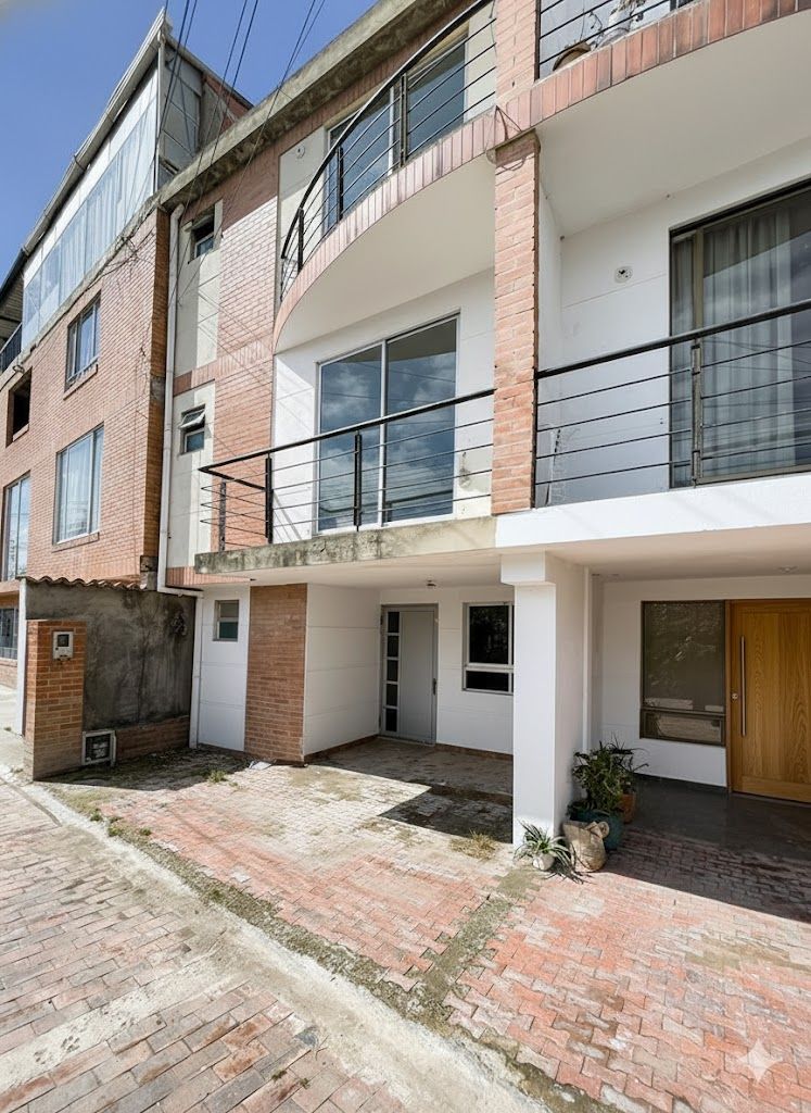 Inmuebles en Remate Casa en venta Cundinamarca Cajicá Centro 99 m2 Habitaciones 3 Baños 2 Garajes 0 Precio $366000000