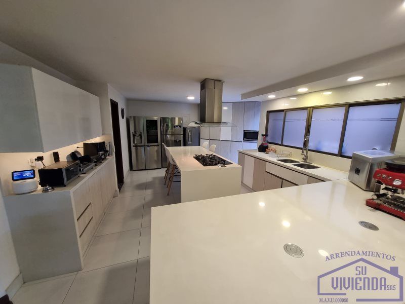 Apartamento en venta Antioquia Medellín Altos Del Poblado 316 m2 Habitaciones 4 Baños 4 Garajes 2 Precio $1750000000