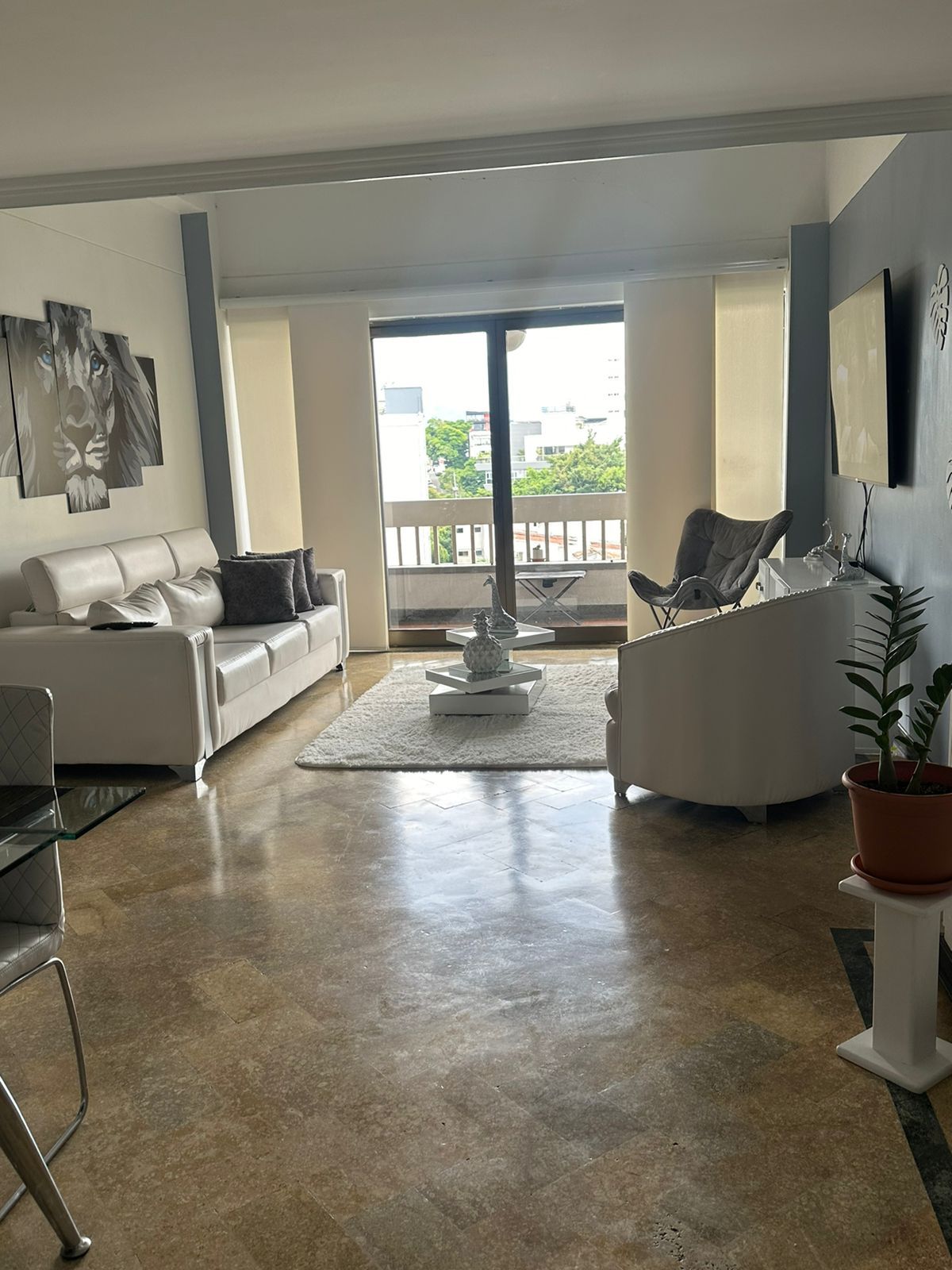 Apartamento en arriendo o venta Risaralda Pereira Pinares De San Martin 138 m2 Habitaciones 3 Baños 3 Garajes 1 Precio venta $520000000 Precio arriendo $4550000