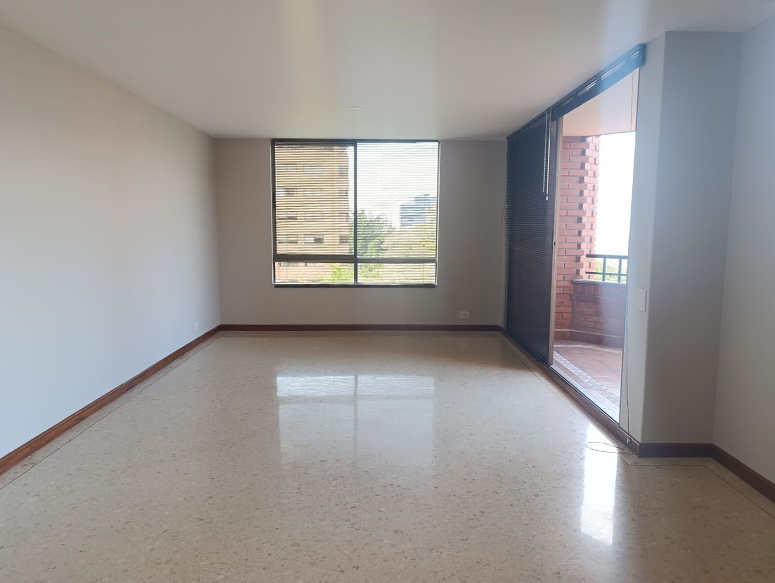 Apartamento en arriendo Antioquia Medellín Doña Maria 144 m2 Habitaciones 3 Baños 3 Garajes 2 Precio $5400000