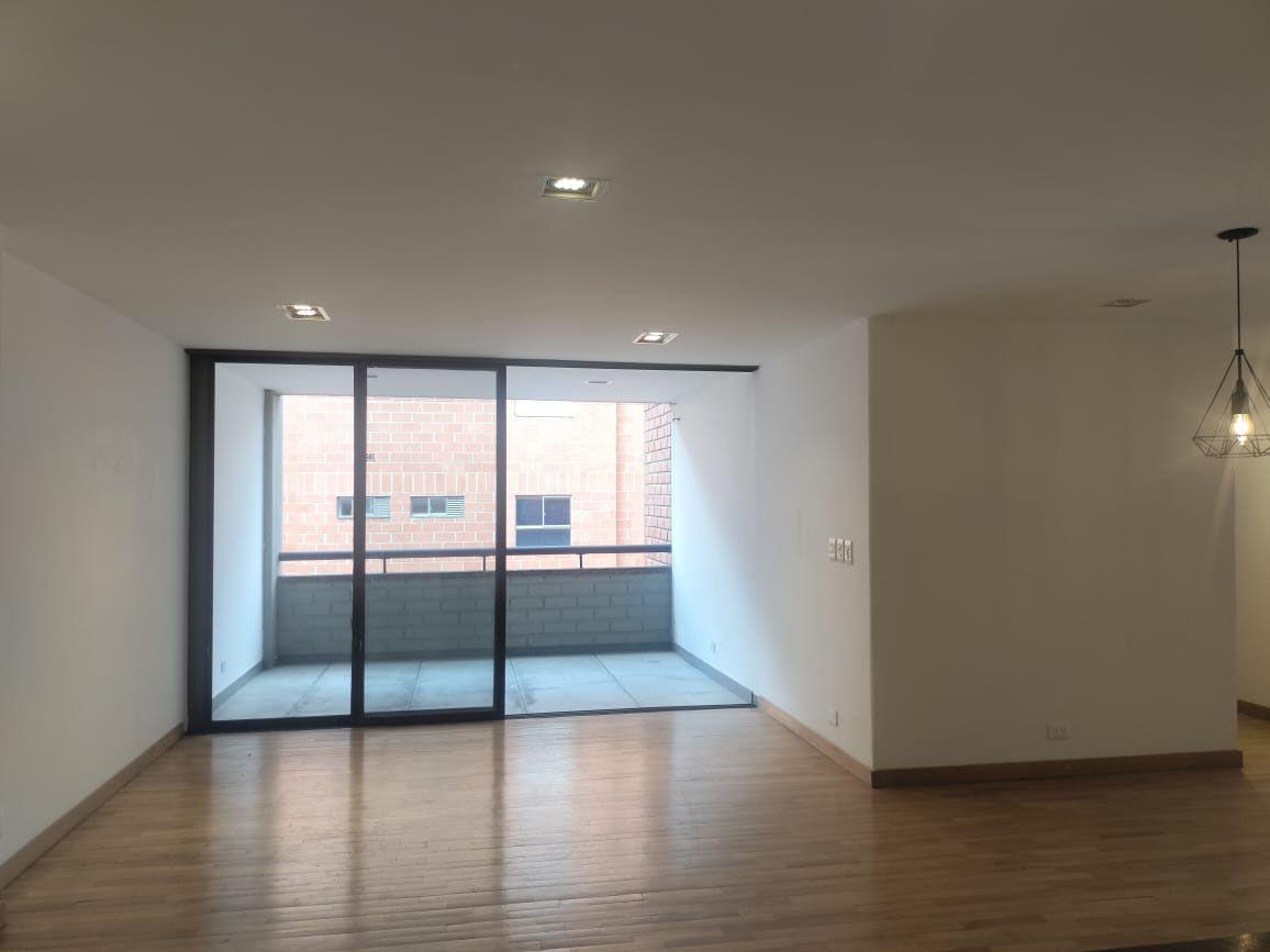 Apartamento en venta Antioquia Envigado Pontevedra 124 m2 Habitaciones 3 Baños 2 Garajes 2 Precio $770000000