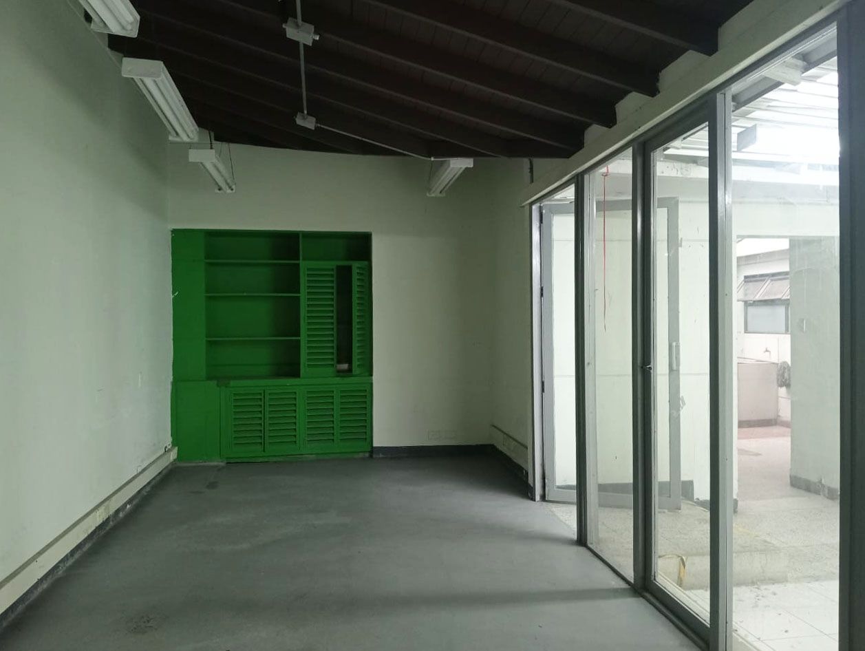 Oficina en venta Antioquia Medellín Simon Bolivar 400 m2 Habitaciones 0 Baños 4 Garajes 1 Precio $1630000000