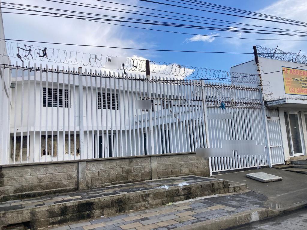 Local en arriendo Atlántico Barranquilla Los Continentes 740 m2 Habitaciones 0 Baños 2 Garajes 6 Precio $20000000