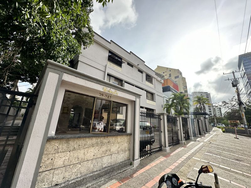 Apartamento en venta Atlántico Barranquilla Altos Del Prado 210 m2 Habitaciones 3 Baños 1 Garajes 1 Precio $650000000