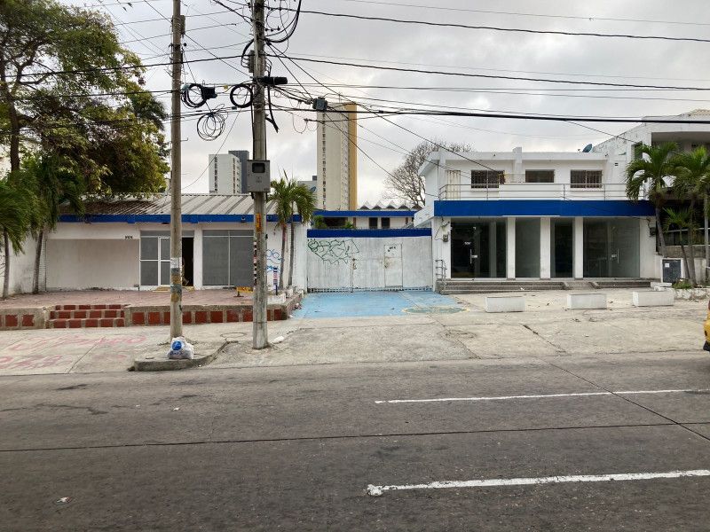 Local en venta Atlántico Barranquilla El Prado 1300 m2 Habitaciones 0 Baños 3 Garajes 6 Precio $2300000000