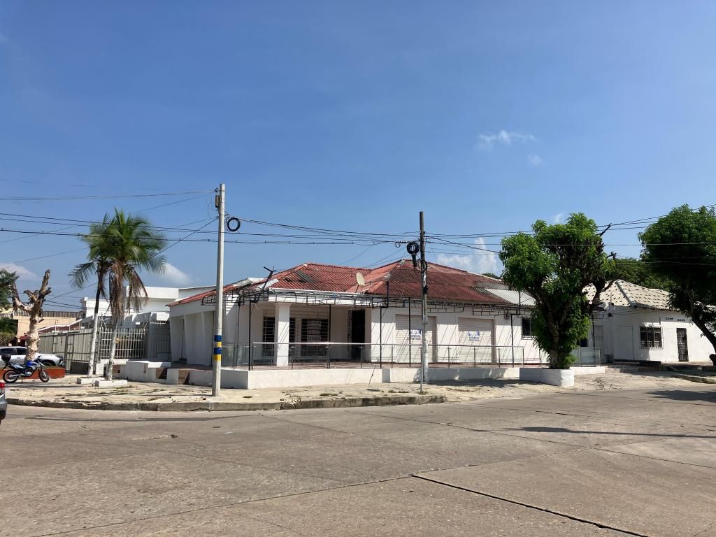 Local en arriendo Atlántico Barranquilla El Recreo 105 m2 Habitaciones 0 Baños 0 Garajes 0 Precio $3000000