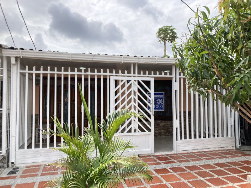 Casa en venta Atlántico Soledad Los Robles 91 m2 Habitaciones 3 Baños 1 Garajes 0 Precio $180000000