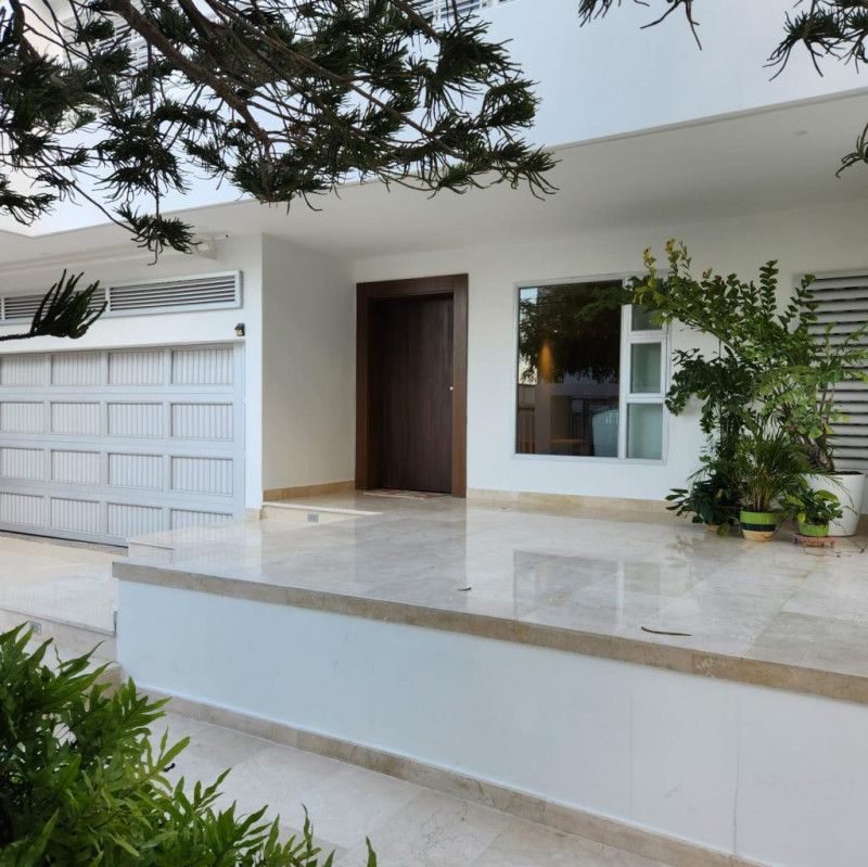Casa en venta Atlántico Barranquilla Villa Santos 634 m2 Habitaciones 2 Baños 3 Garajes 2 Precio $2800000000