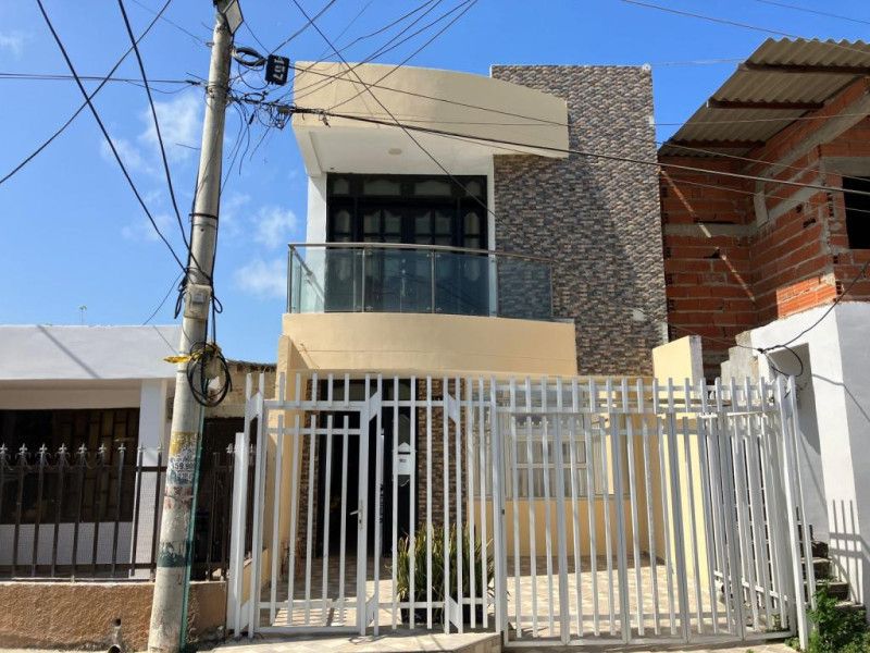 Casa en venta Atlántico Puerto Colombia Costa Azul 330 m2 Habitaciones 4 Baños 4 Garajes 0 Precio $630000000