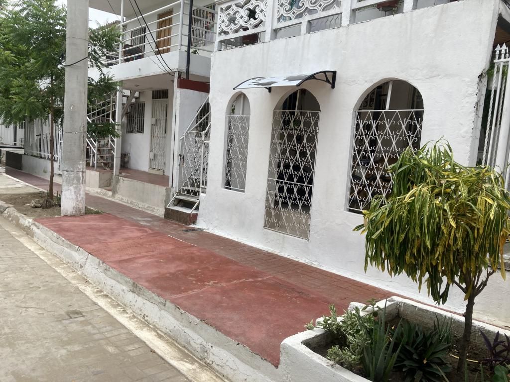 Casa en venta Atlántico Barranquilla Adelita De Char 55 m2 Habitaciones 4 Baños 4 Garajes 0 Precio $165000000