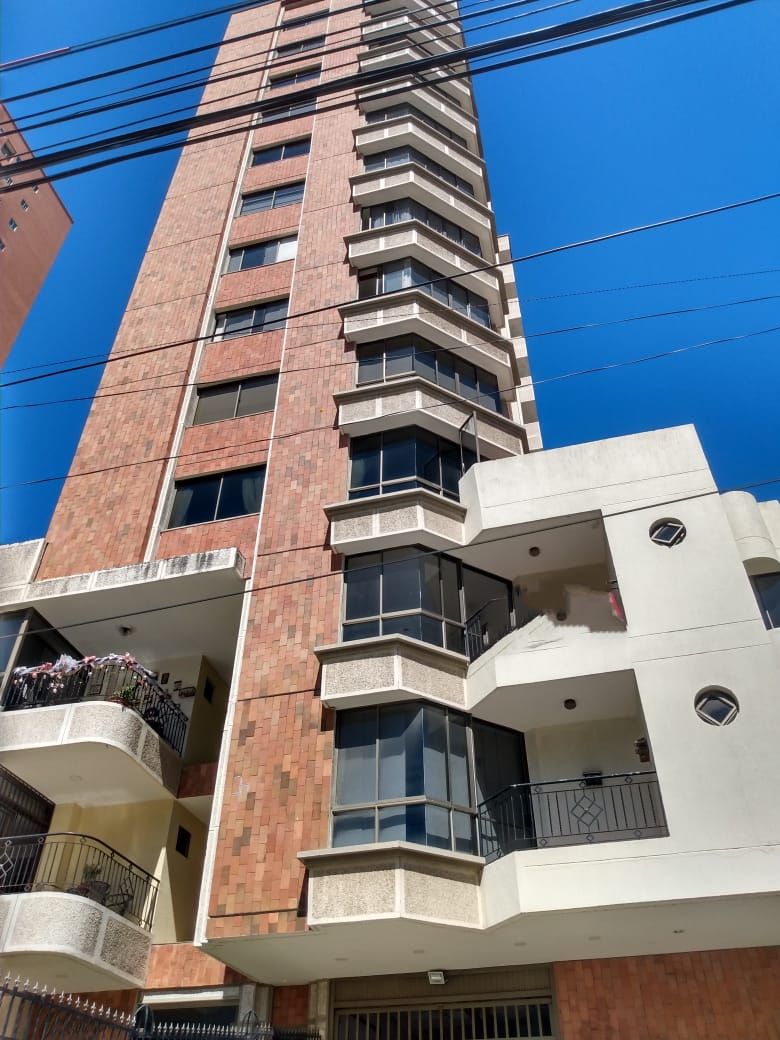 Apartamento en venta Atlántico Barranquilla Riomar 300 m2 Habitaciones 3 Baños 4 Garajes 2 Precio $800000000