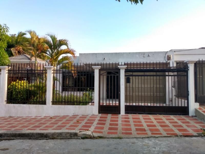 Casa en venta Atlántico Barranquilla Los Jobos 188 m2 Habitaciones 5 Baños 3 Garajes 2 Precio $650000000