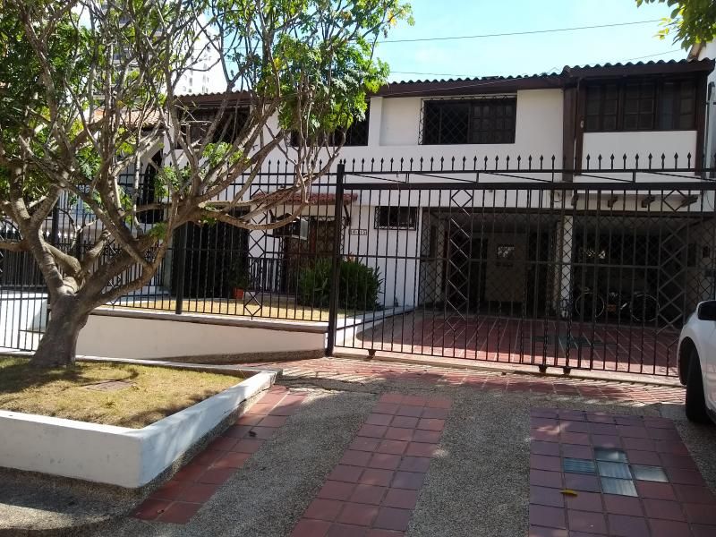 Casa en venta Atlántico Barranquilla El Prado 413 m2 Habitaciones 3 Baños 2 Garajes 2 Precio $900000000