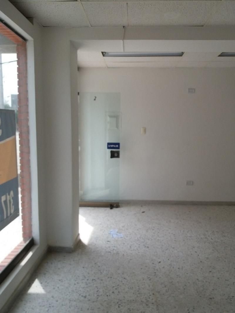 Local en arriendo Atlántico Barranquilla Altos Del Prado 42 m2 Habitaciones 0 Baños 1 Garajes 0 Precio $3300000