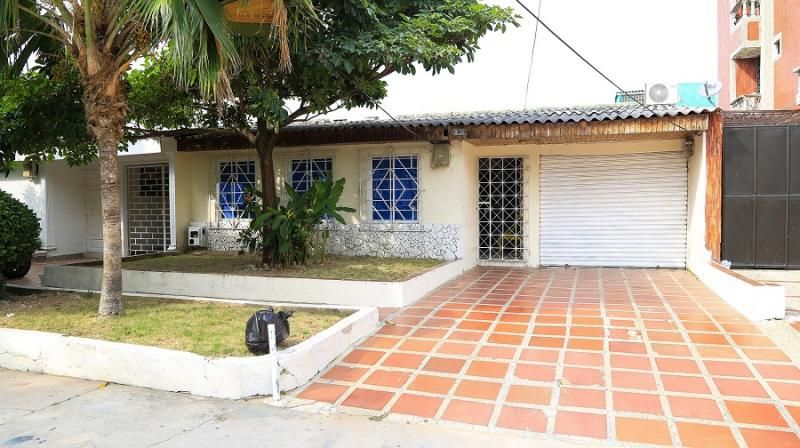 Casa en venta Atlántico Barranquilla El Castillo 200 m2 Habitaciones 3 Baños 2 Garajes 1 Precio $380000000