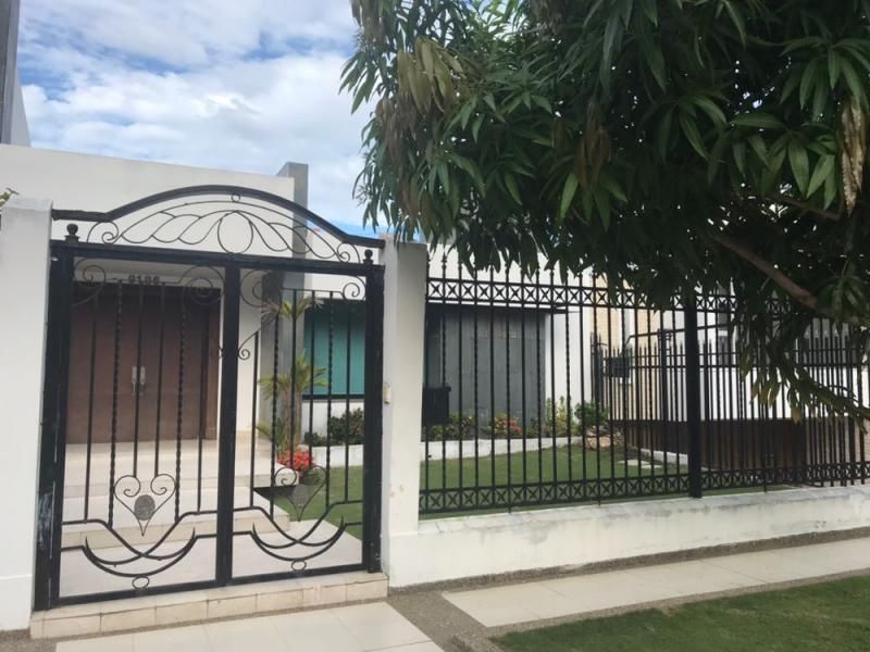 Casa en venta Atlántico Barranquilla Altos De Riomar 504 m2 Habitaciones 5 Baños 6 Garajes 4 Precio $2300000000