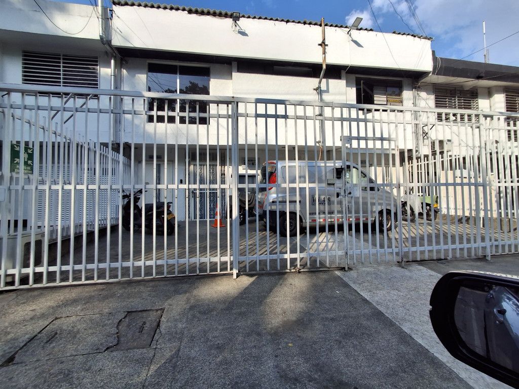 Local en arriendo Valle Del Cauca Cali Tequendama 280 m2 Habitaciones 0 Baños 3 Garajes 3 Precio $13000000