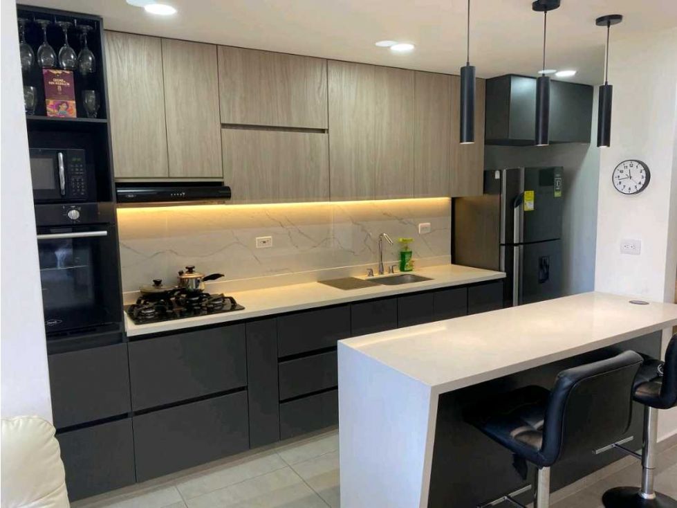 Apartamento en arriendo Antioquia Itagüí Itagüí 70 m2 Habitaciones 3 Baños 2 Garajes 1 Precio $2700000