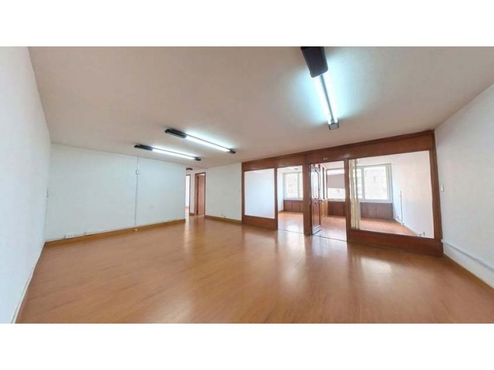 Oficina en venta Cundinamarca Bogotá La Catedral 132 m2 Habitaciones 0 Baños 1 Garajes 1 Precio $625948764