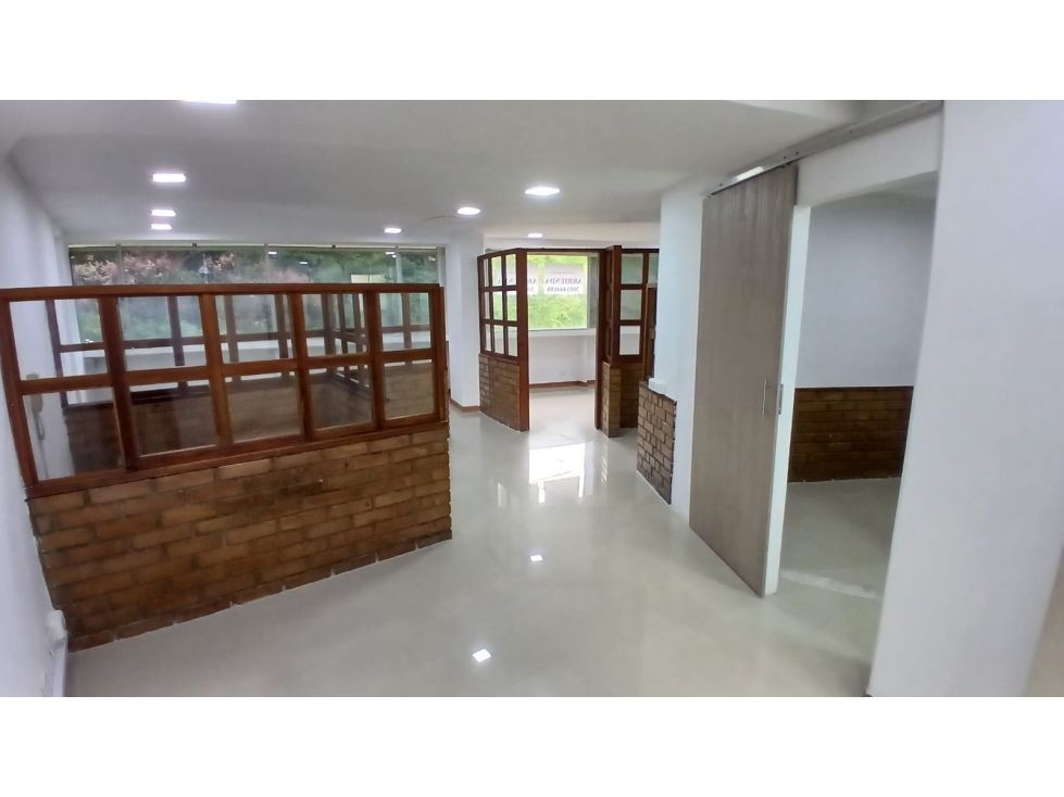 Oficina en arriendo Antioquia Medellín Villa Carlota 60 m2 Habitaciones 0 Baños 1 Garajes 0 Precio $4000000