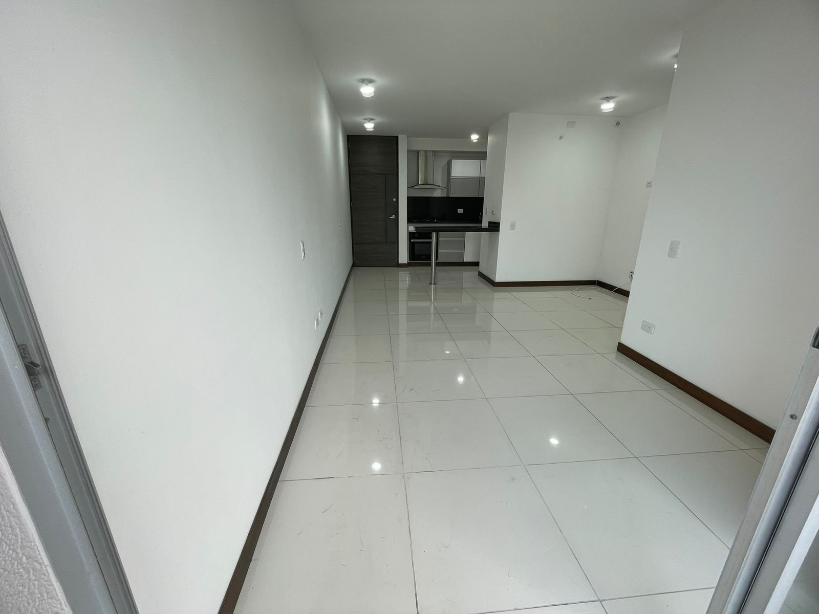 Apartamento en arriendo o venta Risaralda Pereira Sanfelipe 72 m2 Habitaciones 3 Baños 2 Garajes 1 Precio venta $395000000 Precio arriendo $1950000