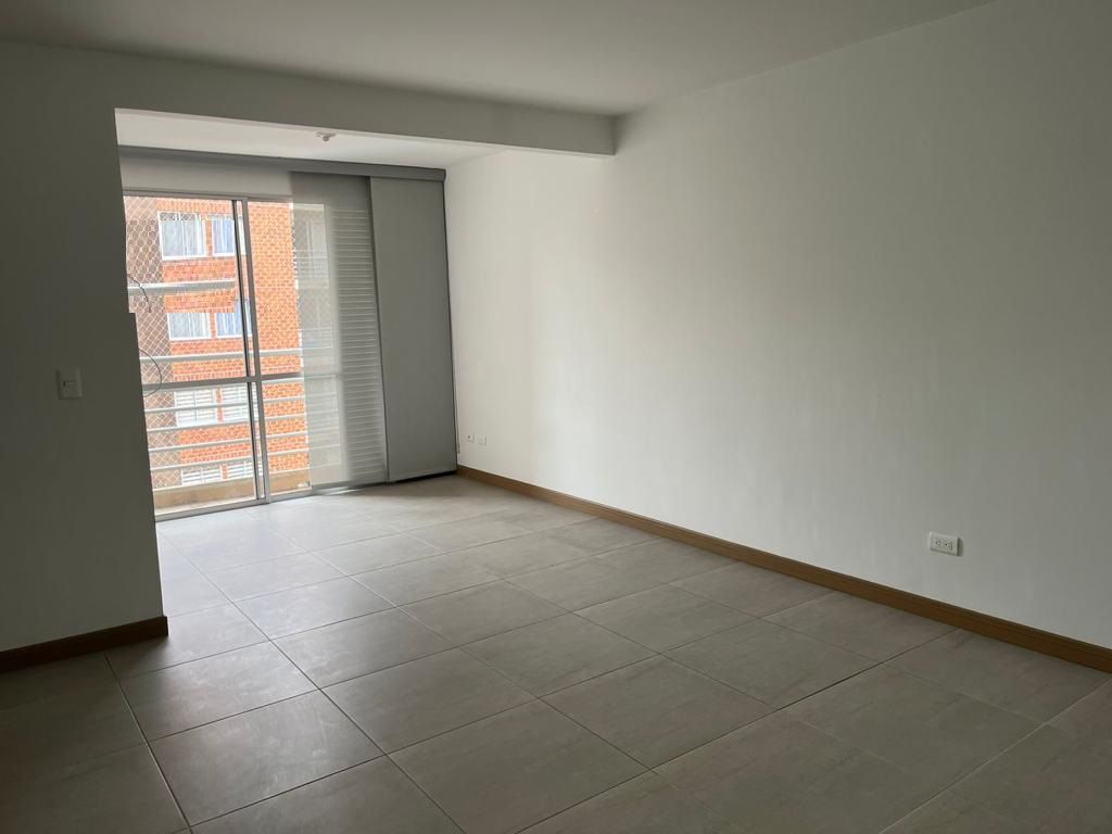 Apartamento en arriendo Risaralda Pereira Los Corales 65 m2 Habitaciones 2 Baños 2 Garajes 1 Precio $1600000