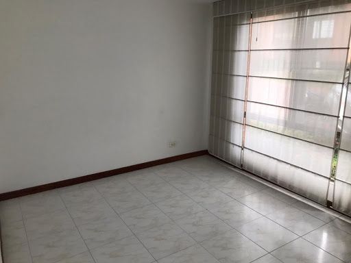 Casa en arriendo Risaralda Pereira Los Nogales 120 m2 Habitaciones 4 Baños 2 Garajes 1 Precio $2700000